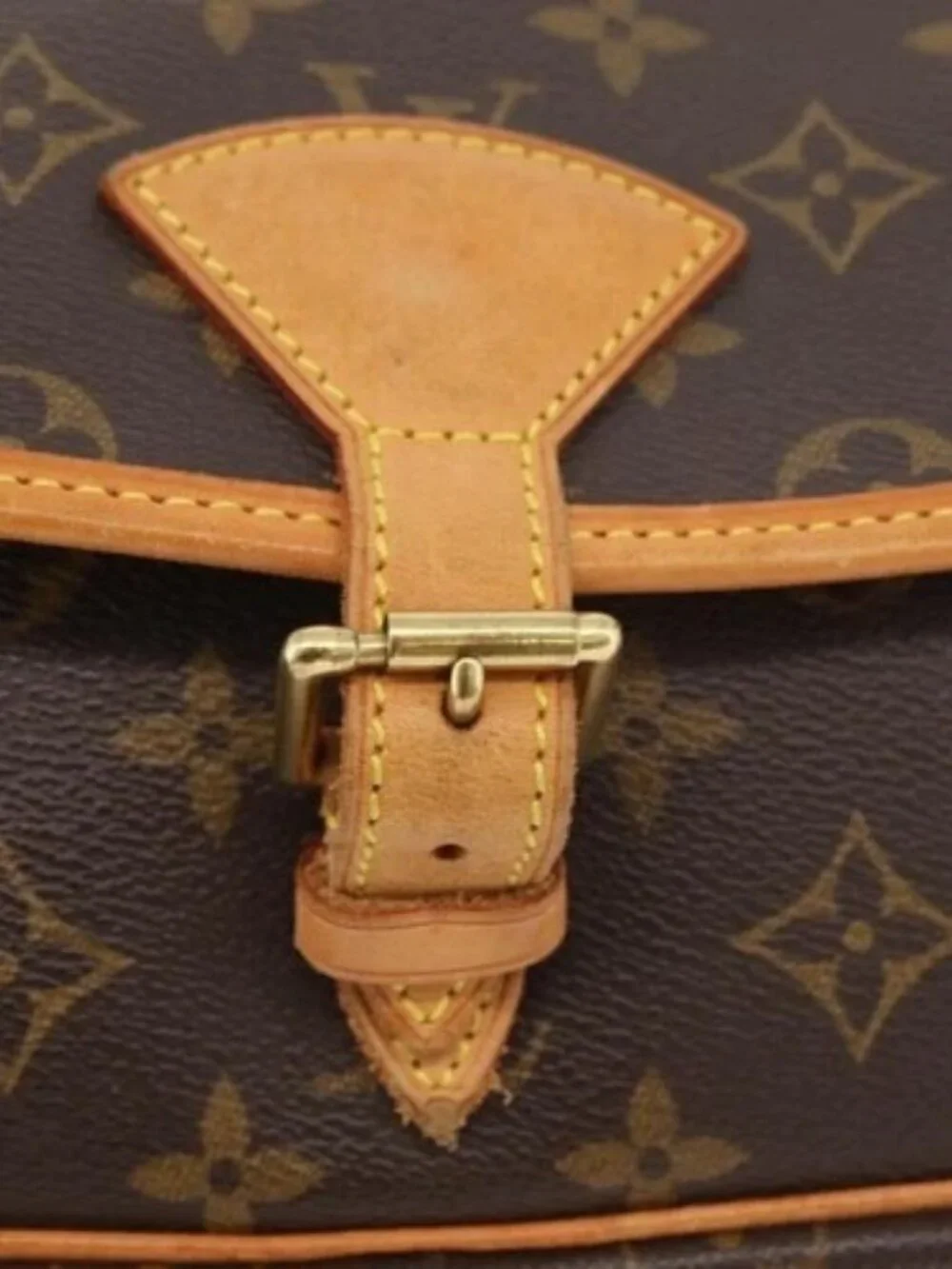 LOUIS VUITTON Monogram Sologne Shoulder Bag